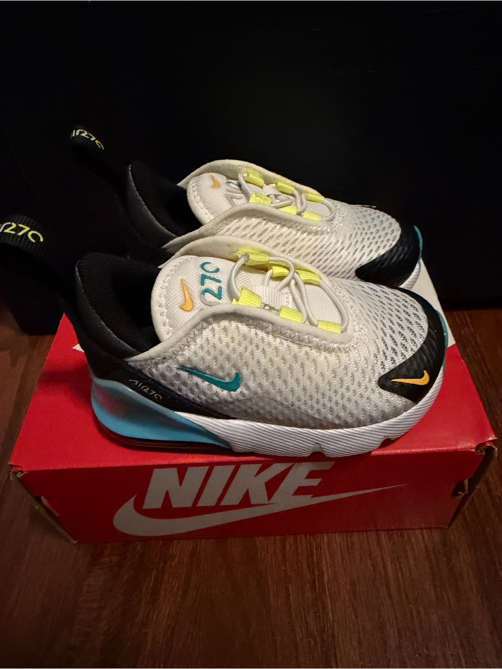 Nike Kids White, Black & Baby Blue Slip-On Sneakers - 27C - Brand New - Size 5c